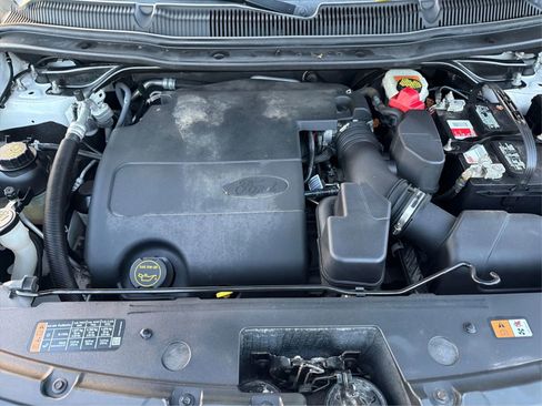 Used 2016 Ford Explorer Limited image 11