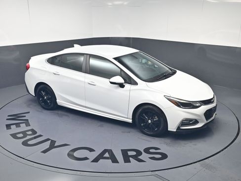 Used 2016 Chevrolet Cruze LT w/ Convenience Package image 34