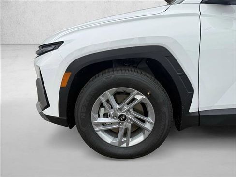 New 2026 Hyundai Tucson SE image 10