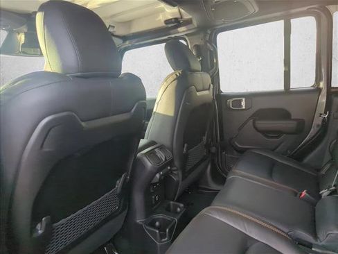 New 2026 Jeep Gladiator Mojave image 14