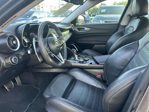 Used 2018 Alfa Romeo Giulia Ti Sport w/ Quick Order Package 22U Sport image 10