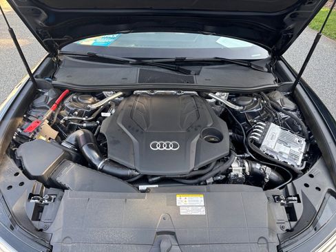Used 2025 Audi A6 Premium Plus image 16
