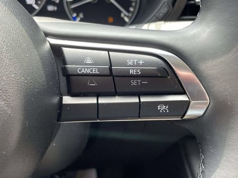 Used 2025 MAZDA MAZDA3 s FWD image 22