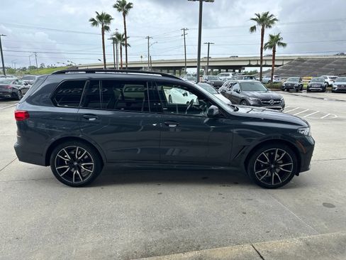 Used 2021 BMW X7 xDrive40i w/ M Sport Package AWD/4WD image 5