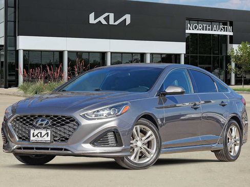 Used 2018 Hyundai Sonata Sport image 1