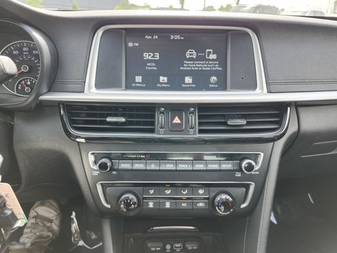 Used 2020 Kia Optima LX FWD image 27