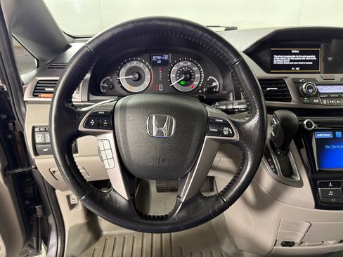 Used 2015 Honda Odyssey EX-L image 16