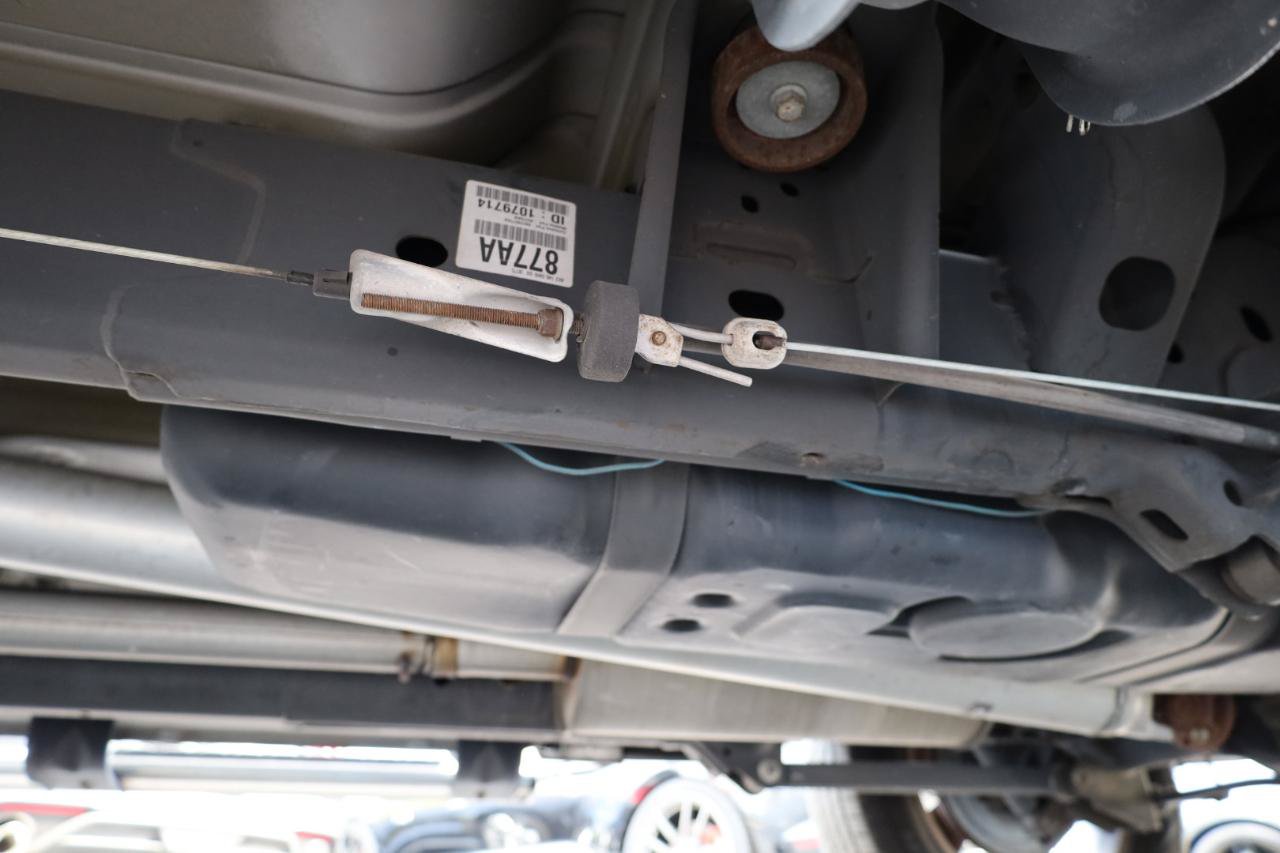 Used 2014 RAM 1500 Express RWD image 16