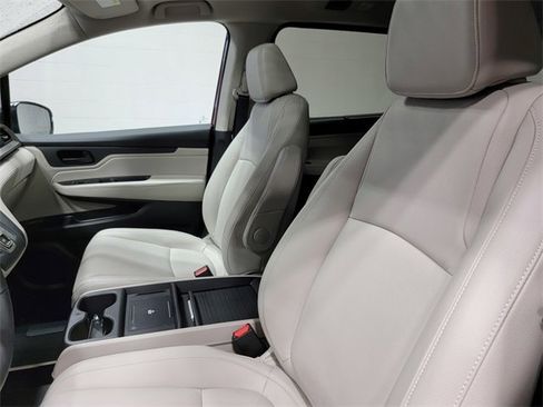 Used 2026 Honda Odyssey EX-L image 12