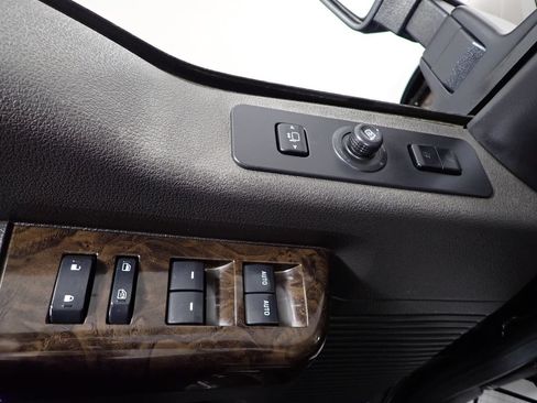 Used 2014 Ford F350 Platinum w/ Snow Plow Prep Package AWD/4WD image 21