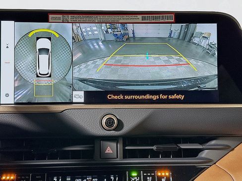 New 2025 Toyota Crown Signia image 15