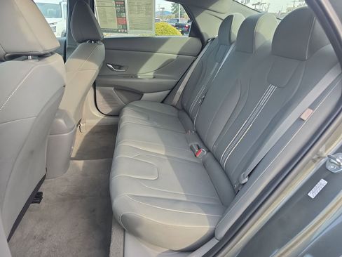 Used 2024 Hyundai Elantra SEL image 23