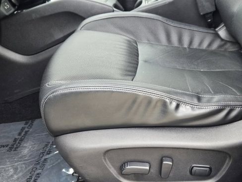 Used 2021 Nissan Rogue Sport SL w/ Premium Package image 23