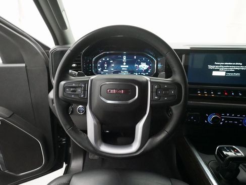 Used 2023 GMC Sierra 1500 Elevation w/ Elevation Premium Package image 4