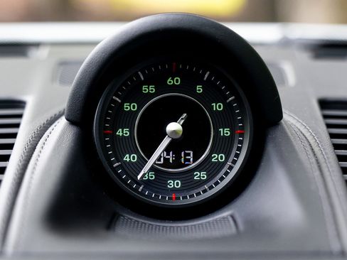 Used 2023 Porsche 911 Sport Classic RWD image 15