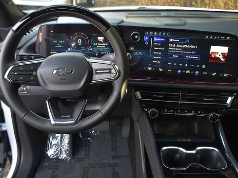 New 2026 Chevrolet Traverse Z71 image 14