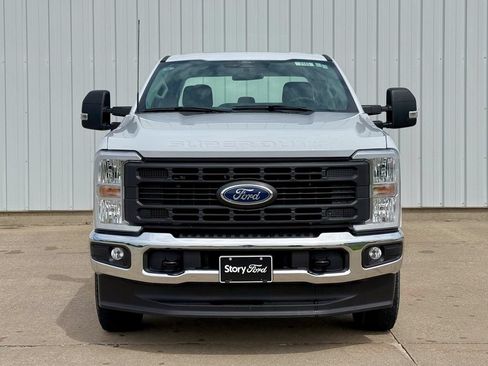 Used 2024 Ford F350 XL w/ Snow Plow/Camper Package AWD/4WD image 9