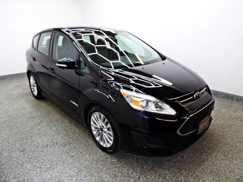 Used 2017 Ford C-MAX SE image 3