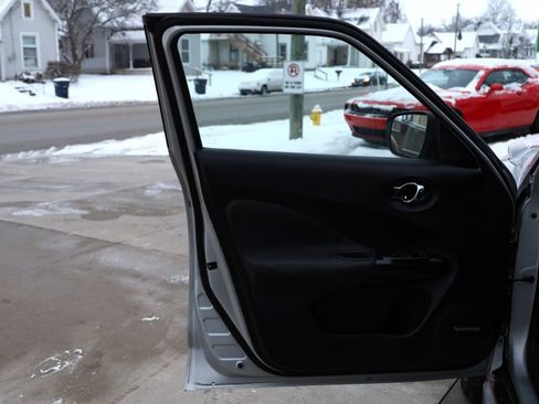 Used 2015 Nissan Juke NISMO RS image 10