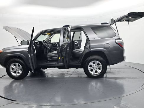Used 2019 Toyota 4Runner SR5 Premium AWD/4WD image 63