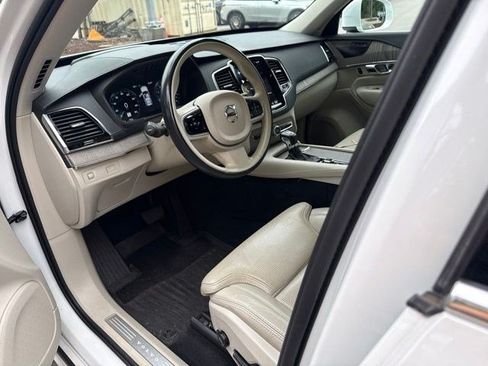 Used 2020 Volvo XC90 T6 Inscription w/ Protection Package Premier AWD/4WD image 16