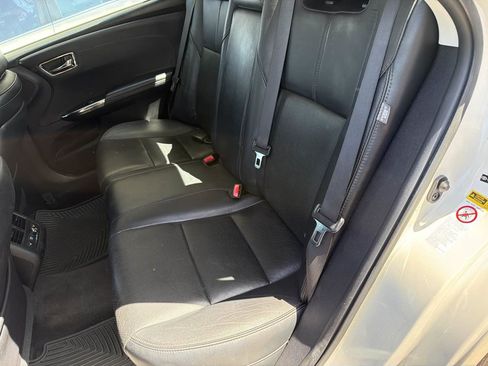 Used 2013 Toyota Avalon Limited FWD image 5