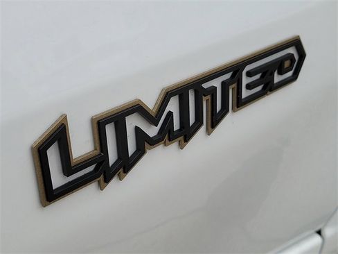 New 2026 GMC Sierra 1500 Elevation w/ Elevation Premium Package image 8