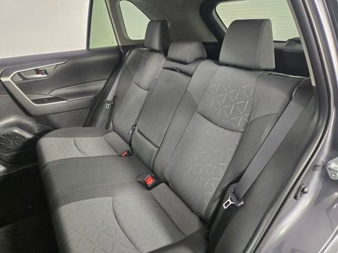 Used 2025 Toyota RAV4 XLE w/ Convenience Package AWD/4WD image 20