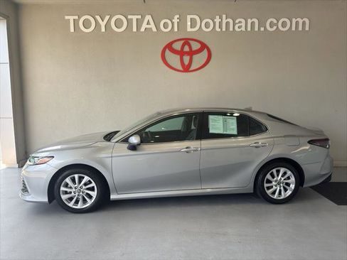 Certified 2023 Toyota Camry LE FWD image 1