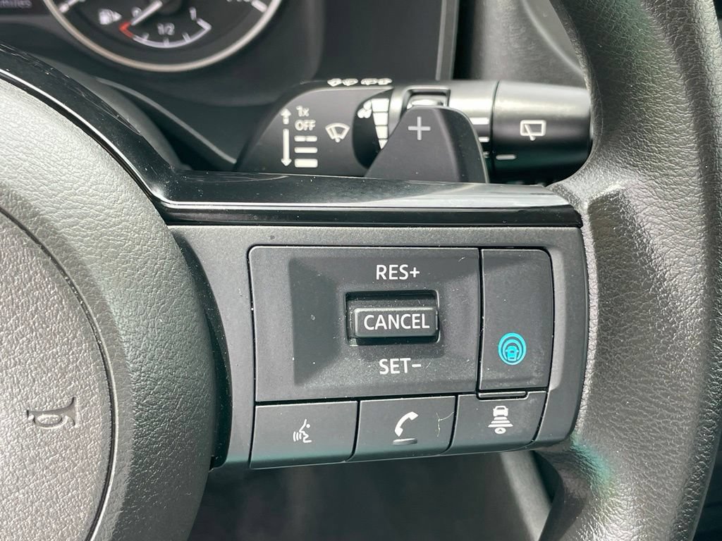 Certified 2023 Nissan Rogue SV AWD/4WD image 16
