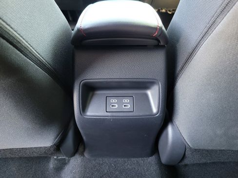 Used 2024 Toyota Corolla SE FWD image 14