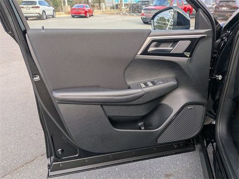 New 2026 Mitsubishi Outlander ES image 11