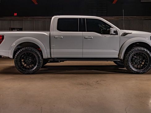 Used 2026 Ford F150 Raptor AWD/4WD image 11