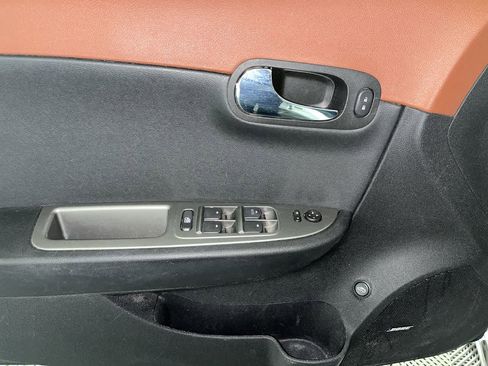 Used 2011 Chevrolet Malibu LTZ image 13