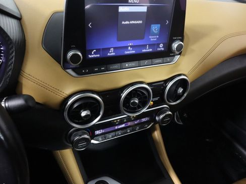 Used 2022 Nissan Sentra SV w/ SV Premium Package image 15