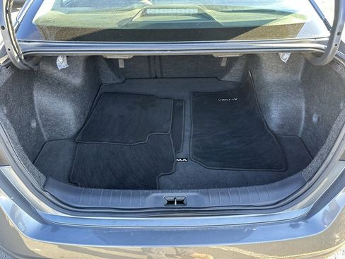 Used 2024 Nissan Altima 2.5 SV image 36