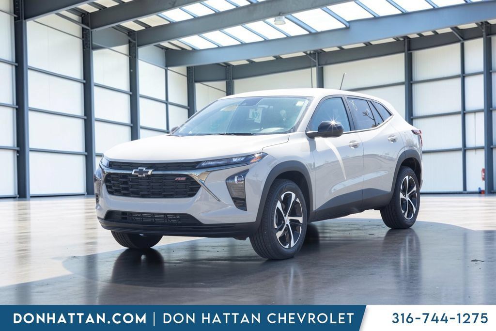 New 2026 Chevrolet Trax RS w/ Sunroof Package FWD image 23