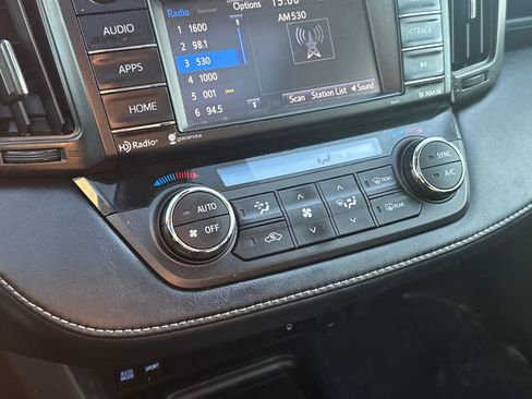 Used 2017 Toyota RAV4 XLE image 23