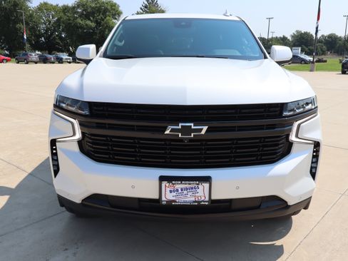 Used 2023 Chevrolet Tahoe RST w/ Luxury Package AWD/4WD image 2