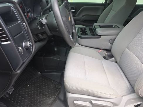 Used 2018 Chevrolet Silverado 1500 W/T AWD/4WD image 15