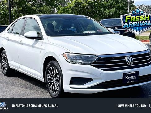 Used 2021 Volkswagen Jetta SE FWD image 1
