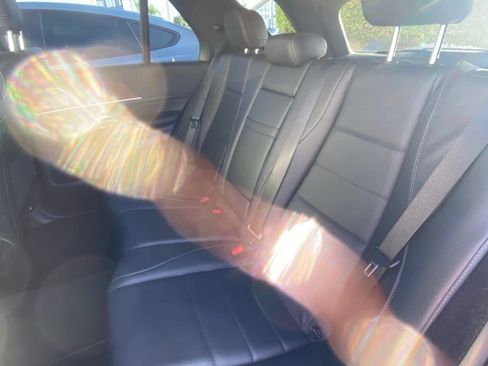 Used 2021 Mercedes-Benz GLE 350 image 10