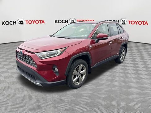 Used 2020 Toyota RAV4 Limited w/ Carpet Mat Package AWD/4WD image 3