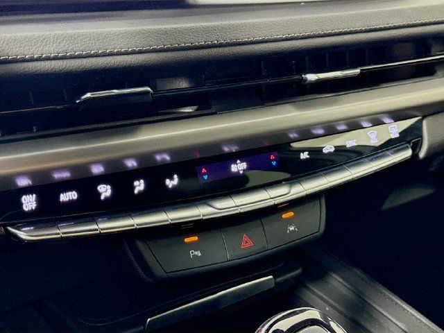 Used 2025 Cadillac XT4 Premium Luxury AWD/4WD image 19