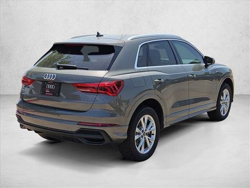 Certified 2025 Audi Q3 2.0T Premium Plus w/ Premium Plus Package AWD/4WD image 2