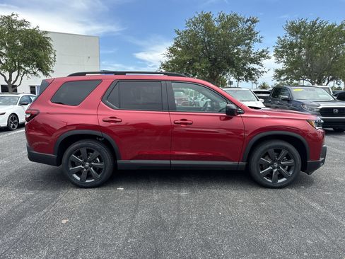 New 2026 Honda Pilot Sport image 5