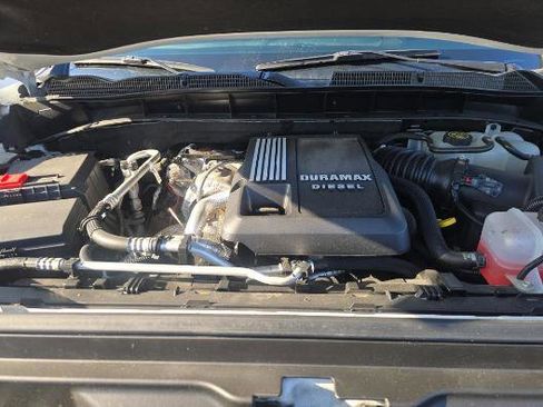 Used 2024 GMC Sierra 1500 AT4 w/ Technology Package image 11