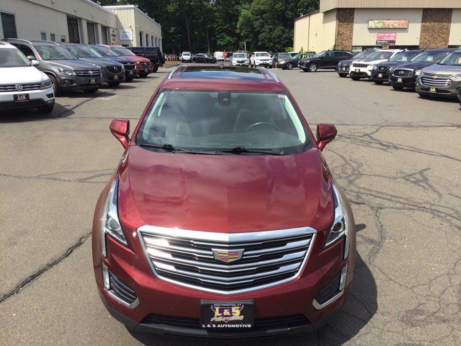Used 2018 Cadillac XT5 Luxury w/ Driver Awareness Package AWD/4WD image 5