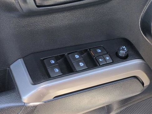 Used 2023 Toyota Tacoma SR5 RWD image 12