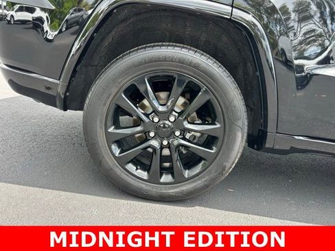 Used 2020 Jeep Grand Cherokee Altitude image 7